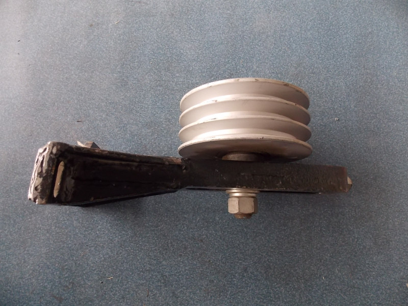 Generator tensioner and bracket assembly