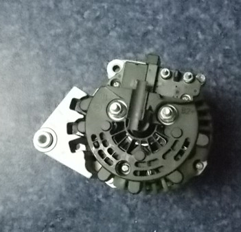 Generator AVID3001 28V 100A 8PK φ64-2