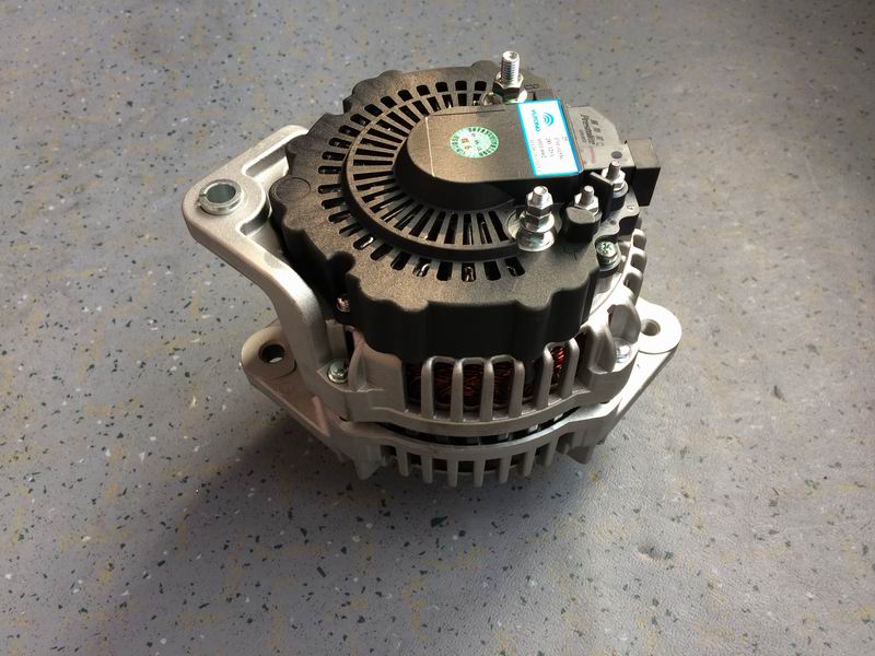 Generator AVi2120E3013 28V 120A Dual B ф85-2