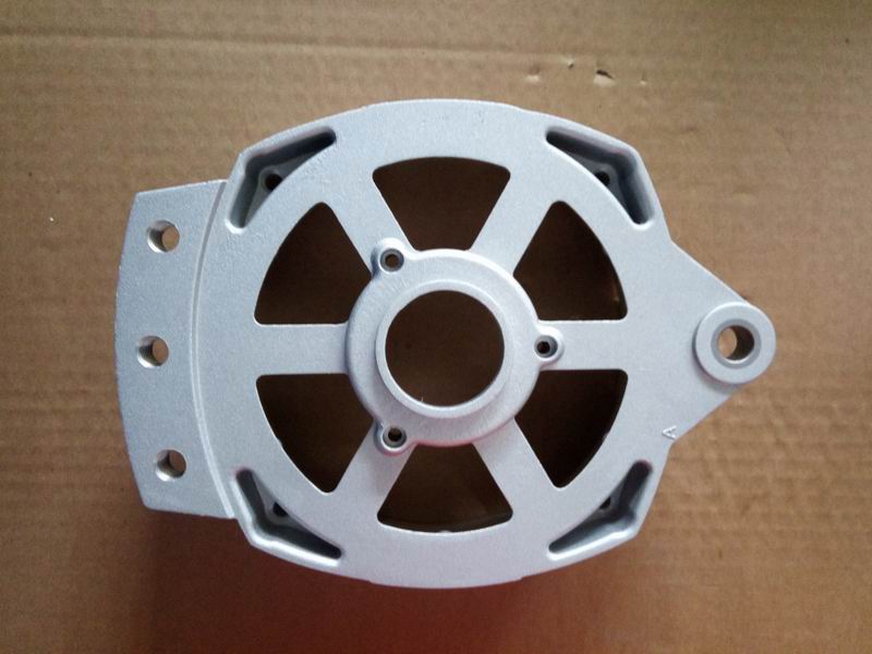 Передняя крышка генератора