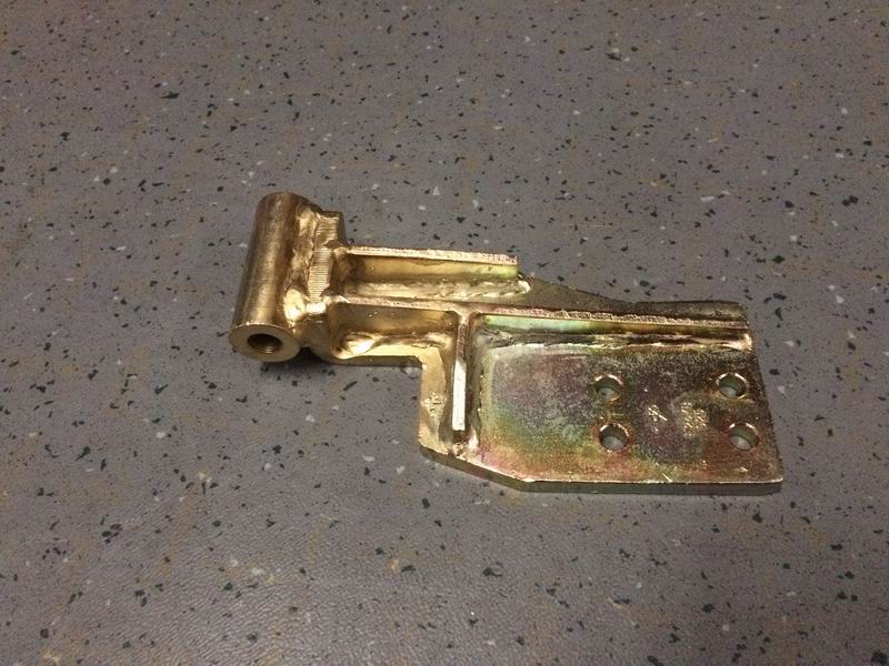 Generator bracket E24YB-3701040