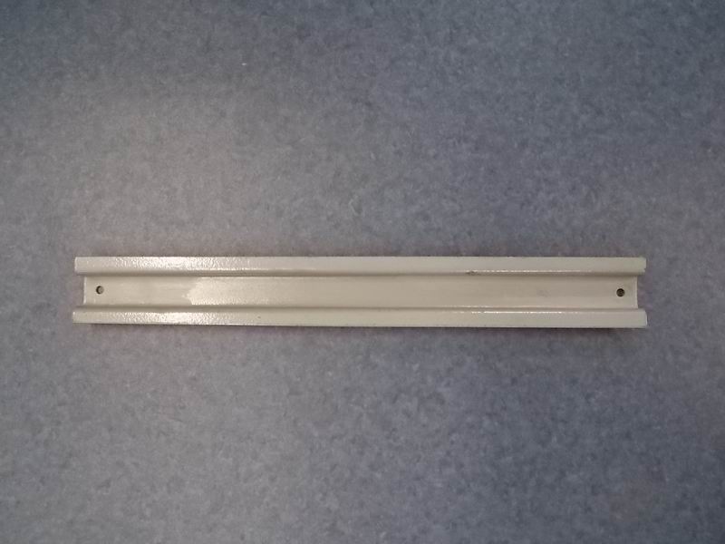 Battery tray accessories, pressure plate, A241-1