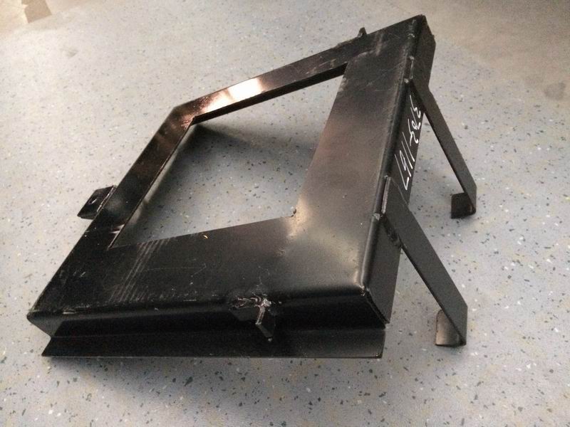 Battery bracket 366*377 (mounted)-2
