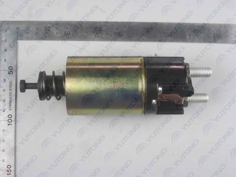 Electromagnetic switch assembly