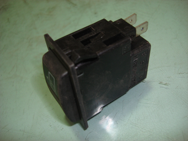 D 翘板开关(门开关)-2