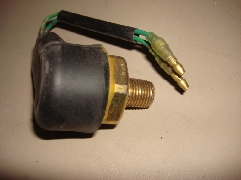 D Brake Switch 25320-Z2002-1