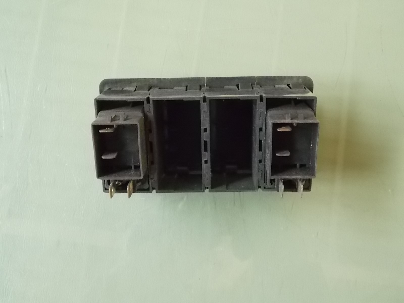 D Quad rocker switch assembly (1)-1