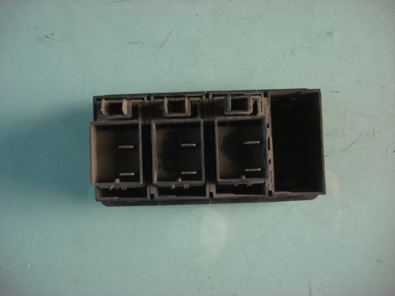 D Quad rocker switch assembly (3)-1