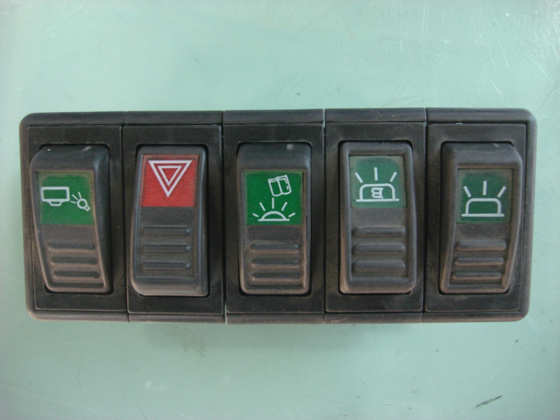 D Five-link rocker switch assembly 1 24V