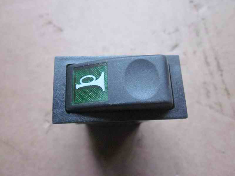 Electrical horn conversion rocker switch, JK982-025B, green