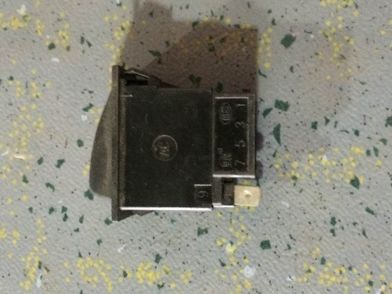 D Engine preheating rocker switch-JK982-011C