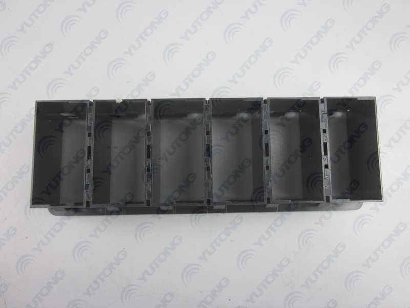 翘板开关六联框-4