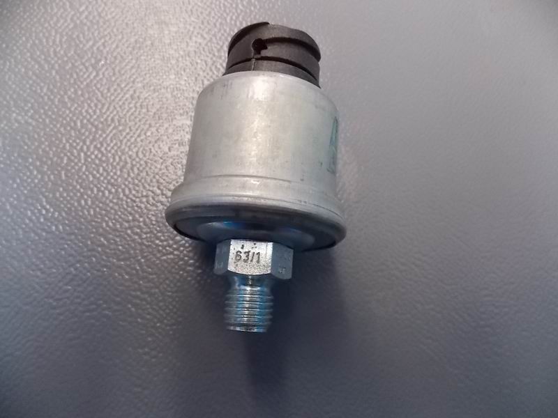 Датчик давления в баллоне с воздухом