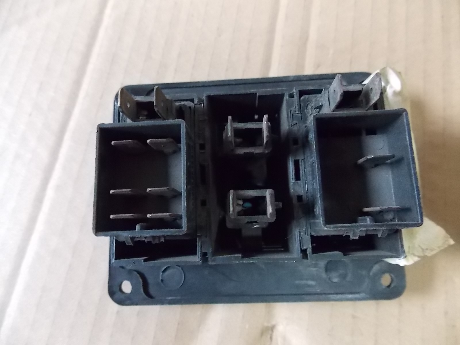 D Jingwei Shui Heating Rocker Switch; (Three connected together)-1