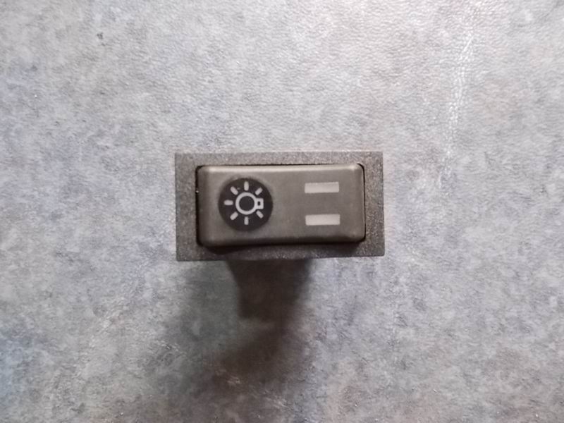D Light rocker switch (JK966-YT411SF)