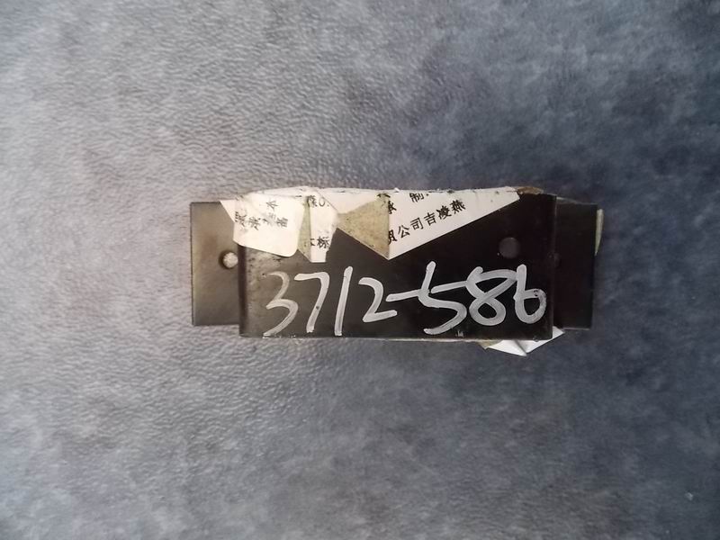 Proximity switch fixing (upward door)