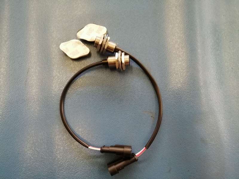 Бесконтактный переключатель, ДК 18-35 , защитная дверь, 25mm , 3 провода-1