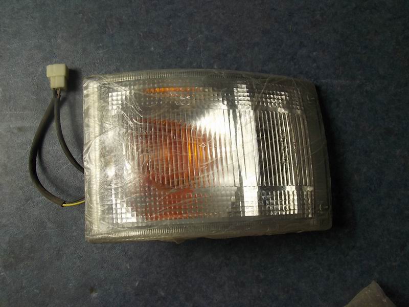 D Фара (правая)