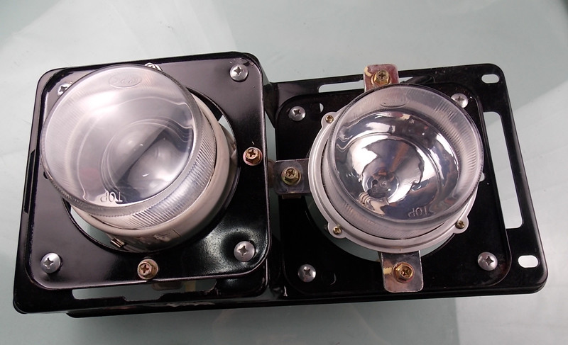 D Дополнительный фонарь передний правый в сборе (противотуманная фара, дальний свет), детали взамен