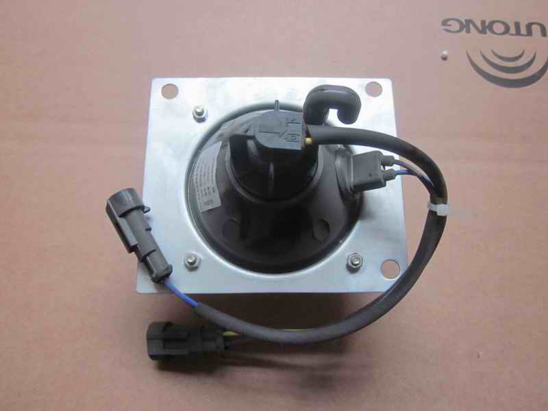 Front turn signal and position light assembly 6103 series, 6896