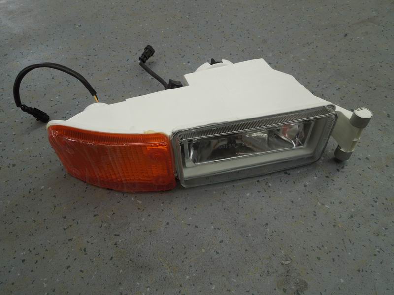 Front fog light WGQ486 left