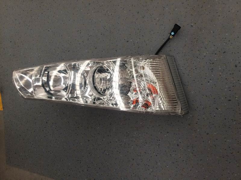 Combination headlight WGQ483 ZK6860H Right side