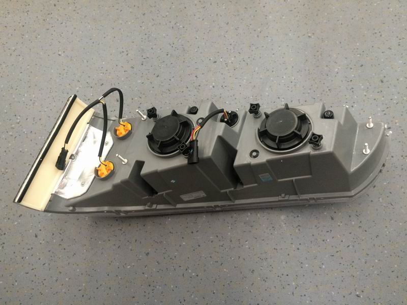 Combination headlight WGQ483 ZK6860H Right side-2