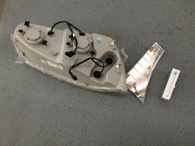 Combination headlight HC700*270-1 left-1