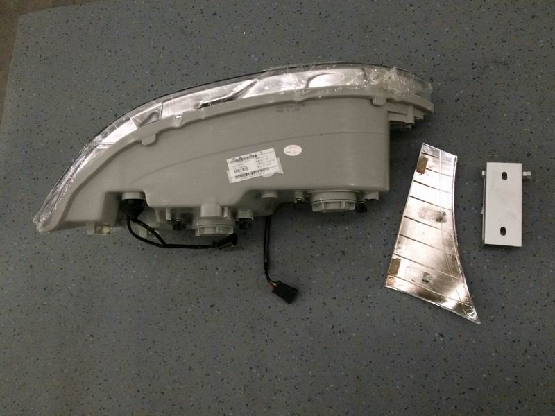 Combination headlight HC700*270-1 left-3