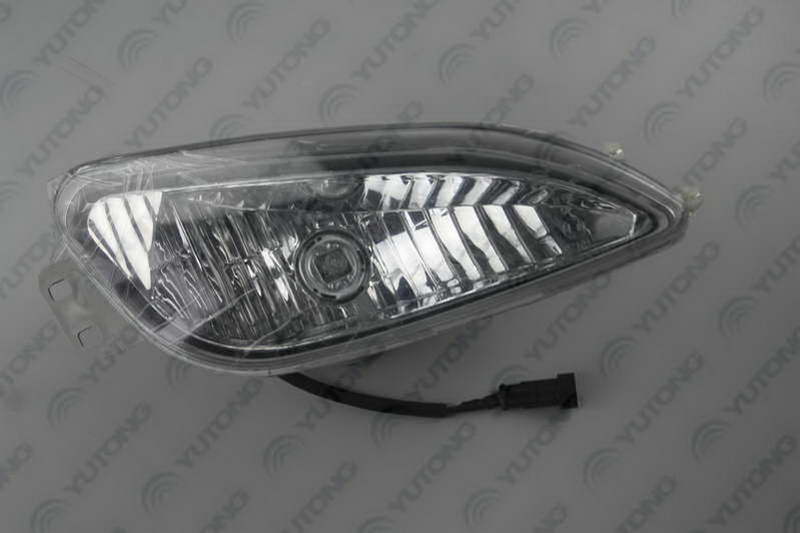 Передняя противотуманная фара HC 270X110 Правая сторона-1