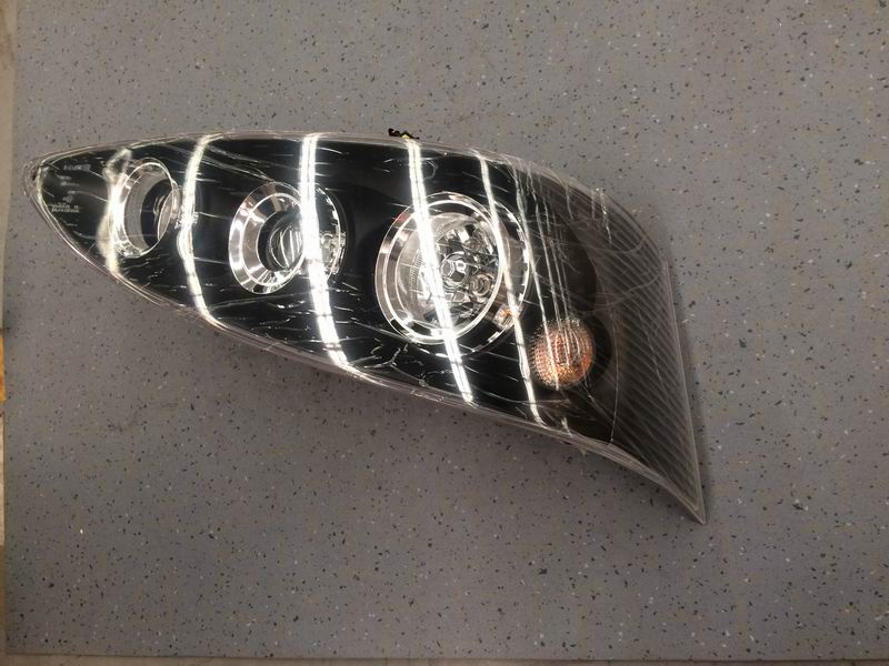 Combination headlight WGQ485 ZK6831HG Right-2