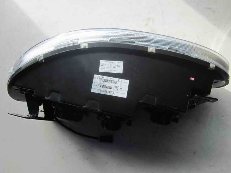 D Left combination headlight (6118HA right rudder)