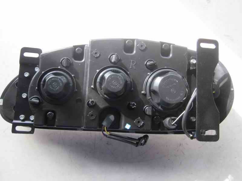 D Правая комбинированная фара ( 6118HA правый руль)