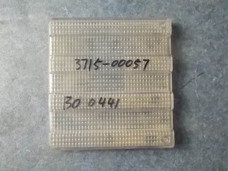 Rear fog lampshade, universal left and right 6734