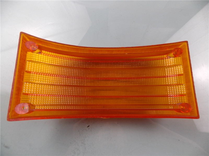 Rear lampshade yellow, long strip-1