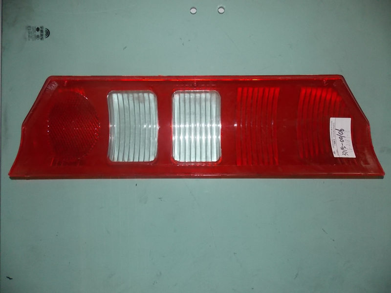 D Right combination rear tail lamp cover