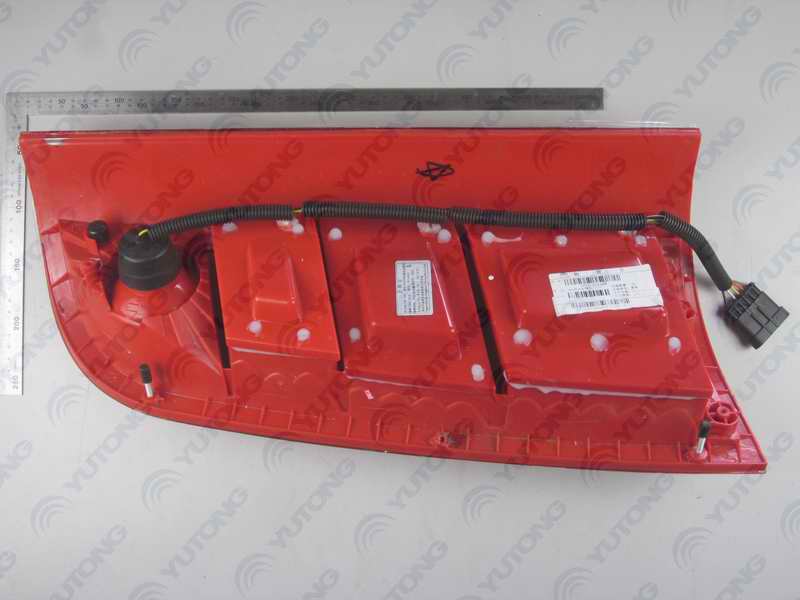 Комбинированный задний фонарь WGH 486 левая сторона-1