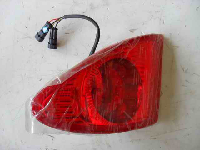 Стоп-сигнал WGH 483 ЗК 6831HG Правая сторона включает задний фонарь