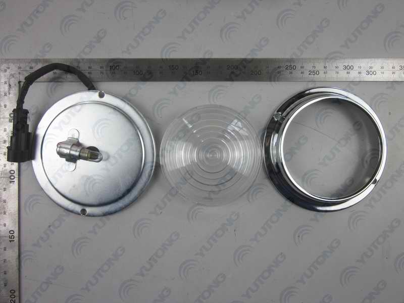 Cabin light, light bulb, round 4 inch, no switch, bottom out line, 24V-1