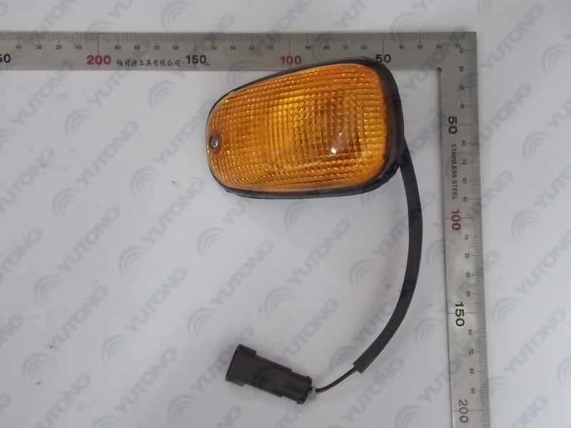 Side turn signal assembly WG-SK-3 24V 21W