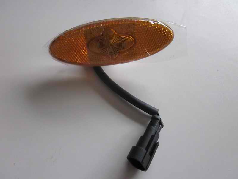 Боковой указательный фонарь WG-3. 130 , лампочка 3M клей, овал 24V