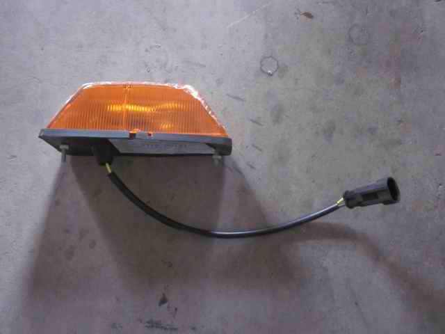 Боковой указатель поворота