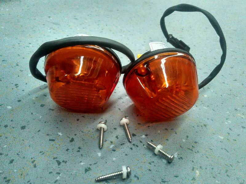 Side turn signal, WG-3.80, bulb, round, bolt 24V-2
