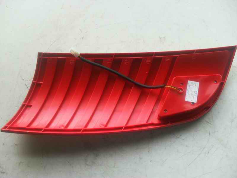 Задний сигнал высокого поворота WGH 486 правая сторона