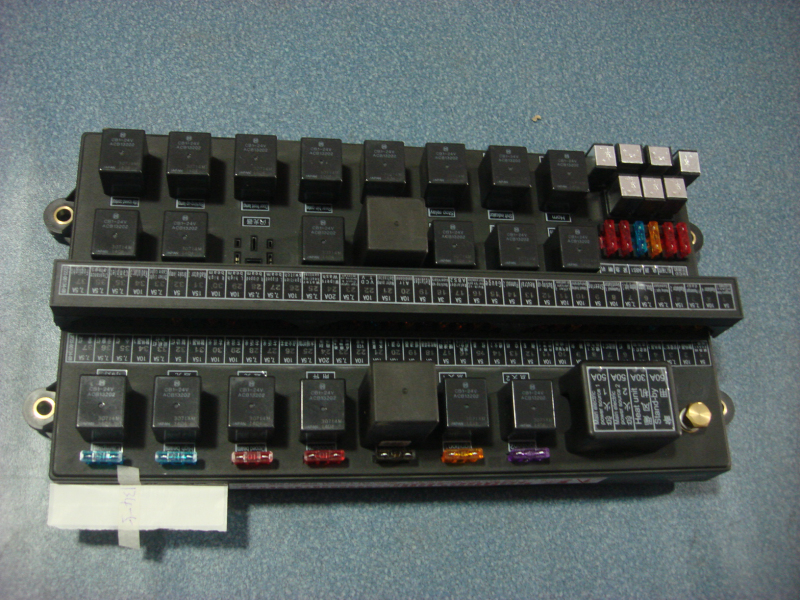 Central electrical box 6859H 47-1
