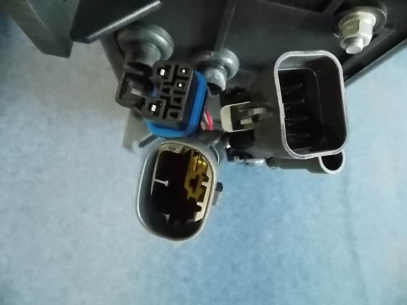 D Enclosed relay box ZK6180HG-3