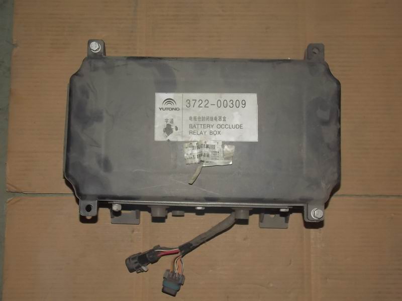 Rear enclosed electrical box ZK6118HGA-1 200A charging