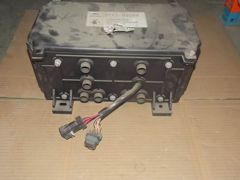 Rear enclosed electrical box ZK6118HGA-1 200A charging-1