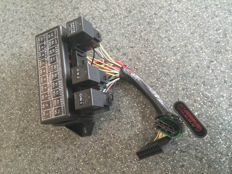 Fuse box ZK6140BD 20