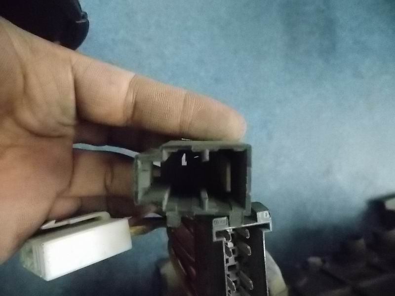 Rear enclosed electrical box ZK6140BD-3